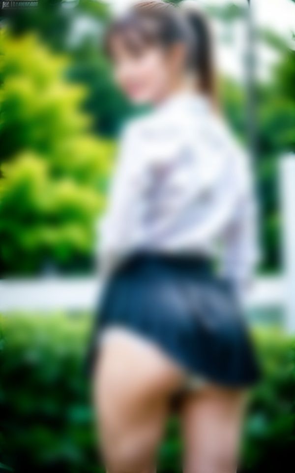 【制服パンチラ】20歳美女初めての制服コスプレ238発_5